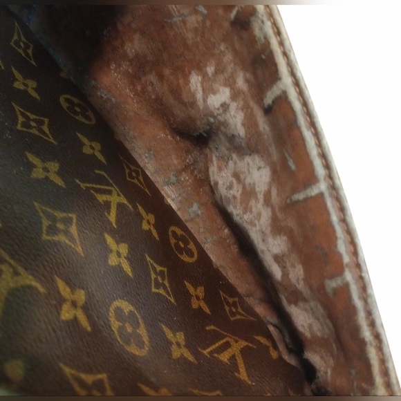 Louis Vuitton Monogram Compiegne 28 Clutch Bag W/ COA - Picture 7 of 16